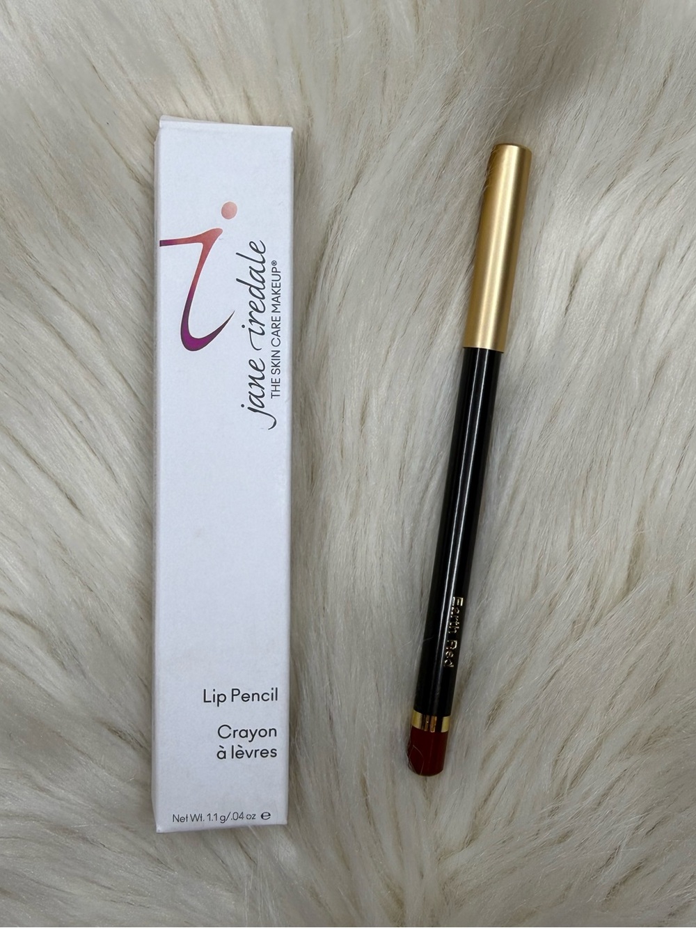 *NEW* Jane Iredale Mineral Lip Liner - Earth Red - Discontinued